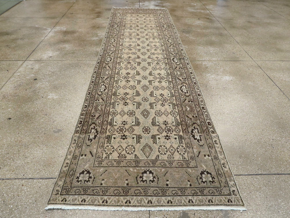 Vintage Perisan Malayer Runner, No.24711 - Galerie Shabab