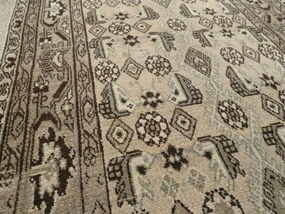 Vintage Perisan Malayer Runner, No.24711 - Galerie Shabab