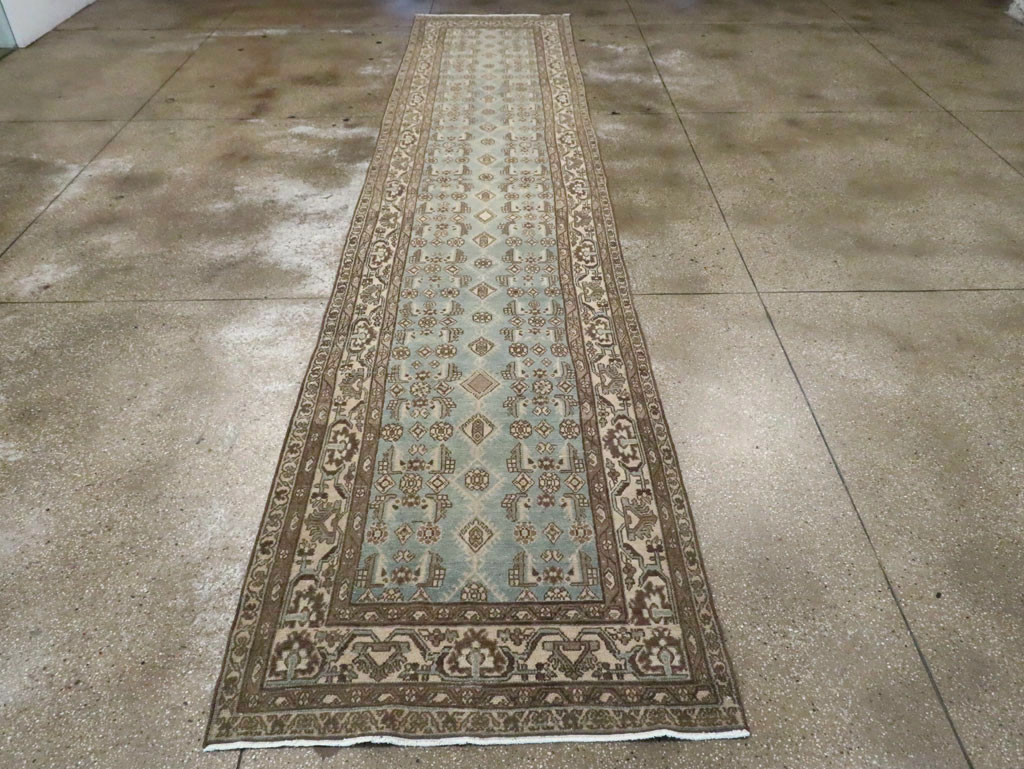 Vintage Persian Malayer Long Runner, No.24714 - Galerie Shabab