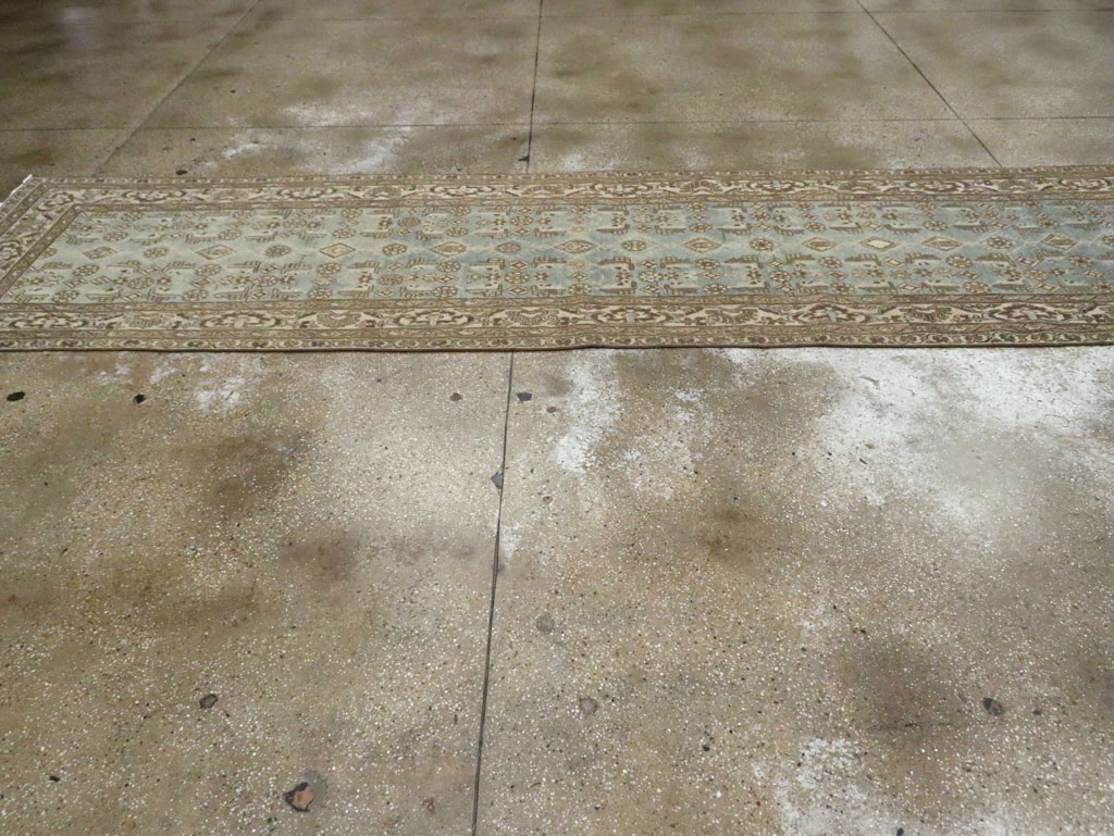 Vintage Persian Malayer Long Runner, No.24714 - Galerie Shabab