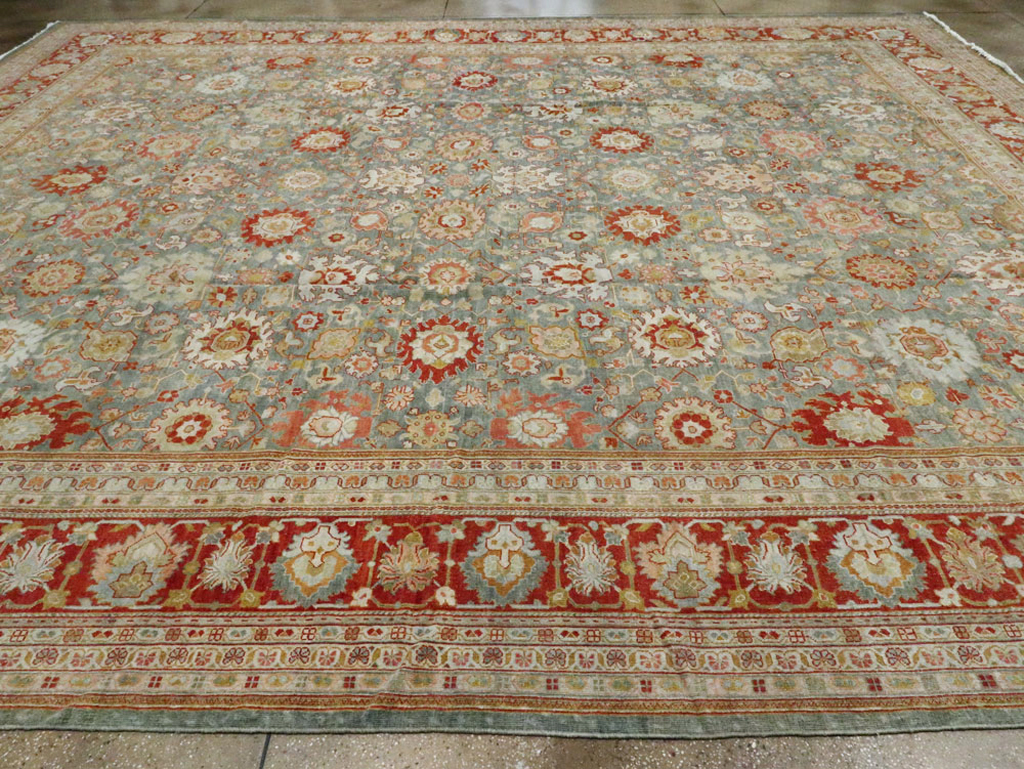 Antique Persian Mahal Carpet, No.24722 - Galerie Shabab