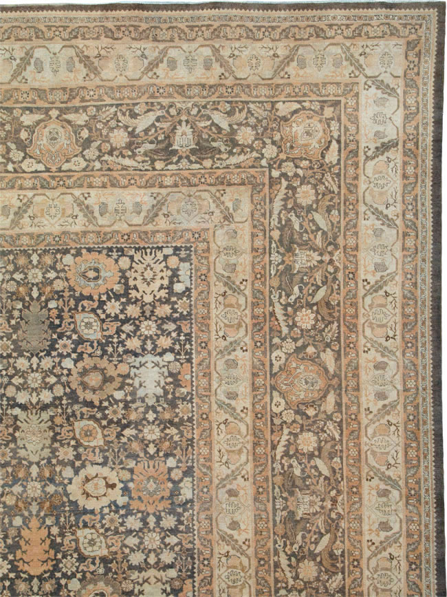 Antique Persian Tabriz Carpet, No.24729 - Galerie Shabab