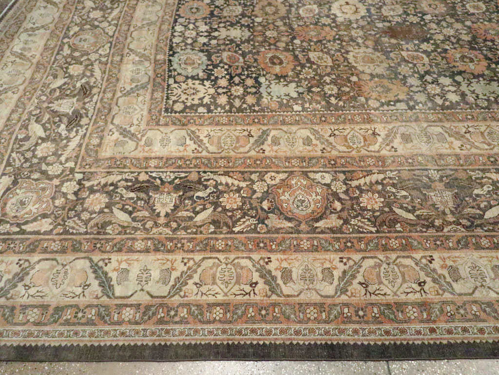 Antique Persian Tabriz Carpet, No.24729 - Galerie Shabab