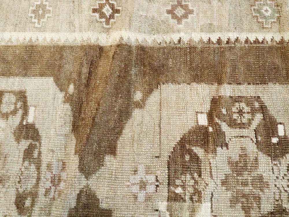 Vintage Turkish Anatolian Carpet, No.24730 - Galerie Shabab