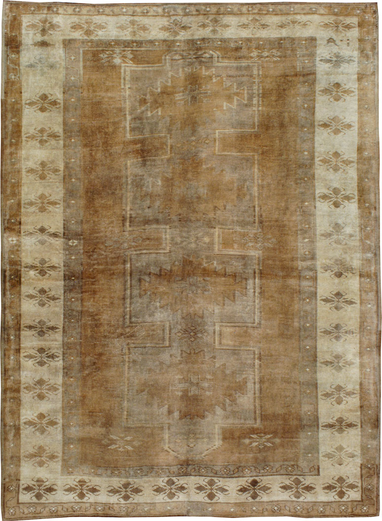 Vintage Turkish Anatolian Rug, No.24738 - Galerie Shabab
