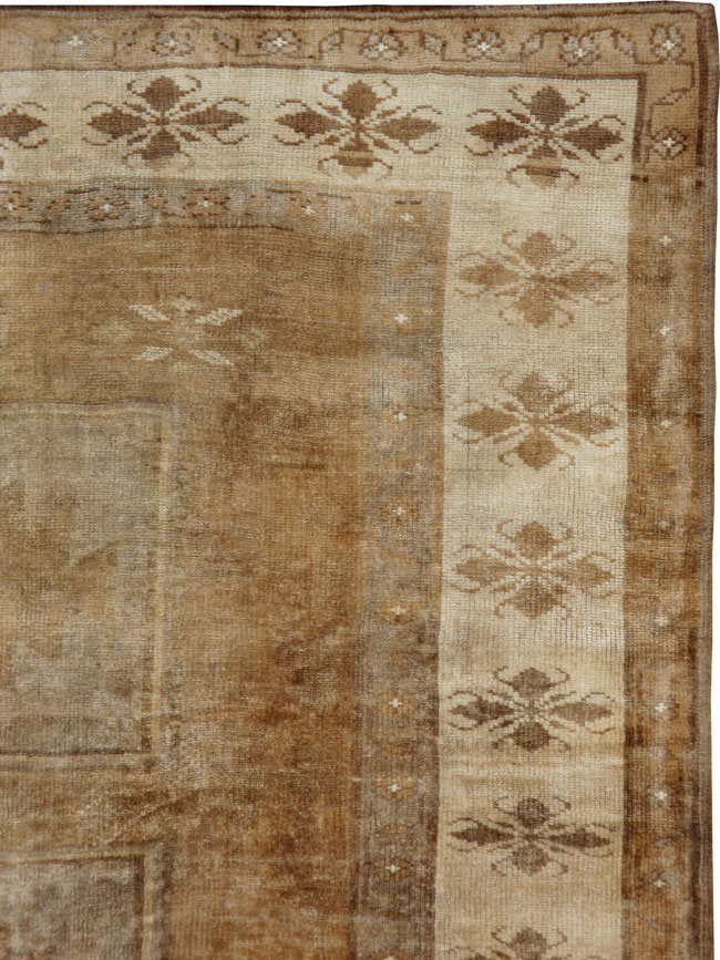Vintage Turkish Anatolian Rug, No.24738 - Galerie Shabab