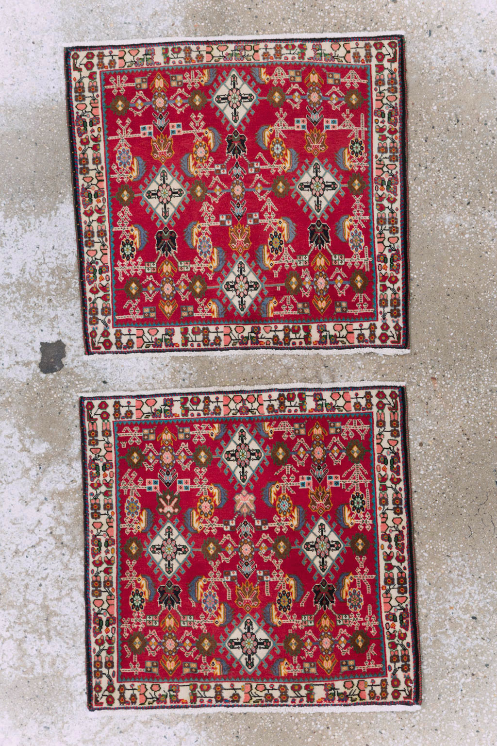 Vintage Persian Shiraz Square Rug (Pair: 1 of 4), No.24741 - Galerie Shabab