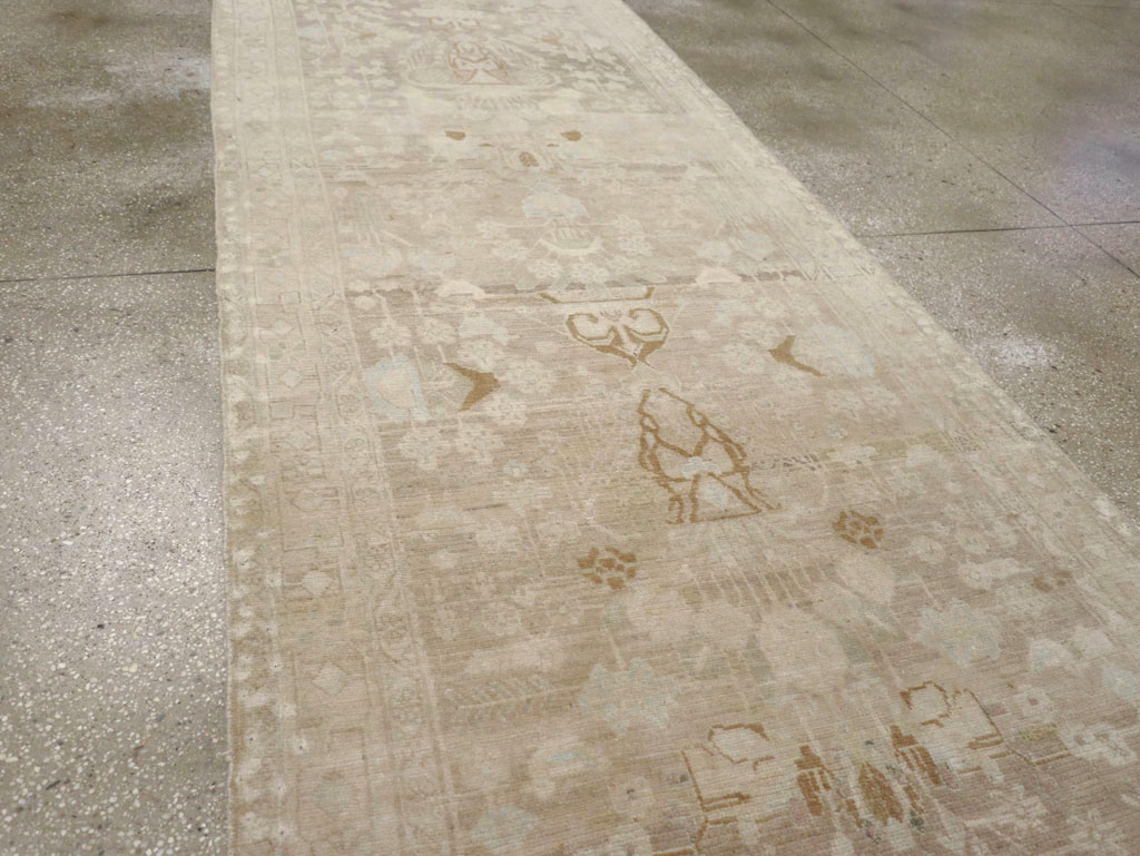 Vintage Persian Malayer Wide Gallery Runner, No.24753 - Galerie Shabab