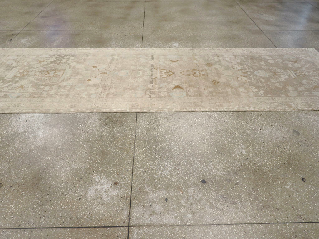 Vintage Persian Malayer Wide Gallery Runner, No.24753 - Galerie Shabab