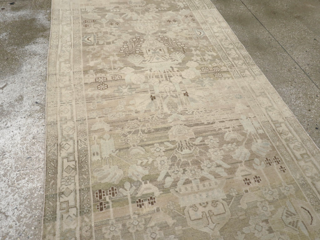 Vintage Persian Malayer Wide Gallery Runner, No.24754 - Galerie Shabab