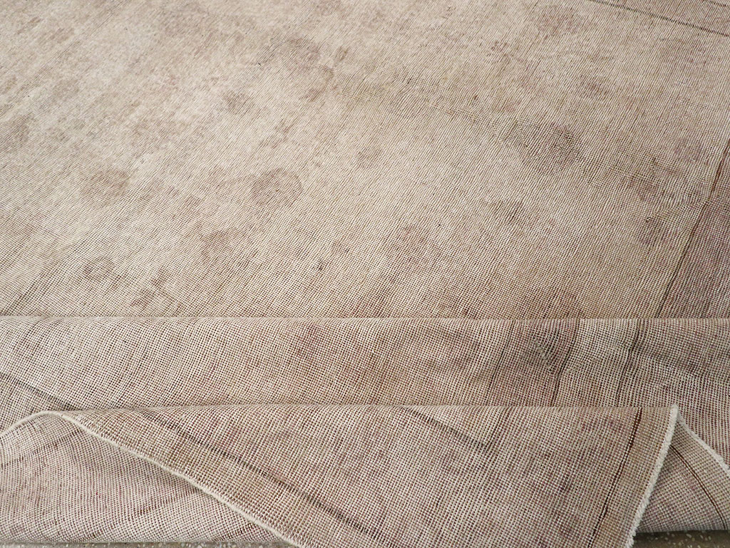 Vintage East Turkestan Khotan Carpet, No.24762 - Galerie Shabab