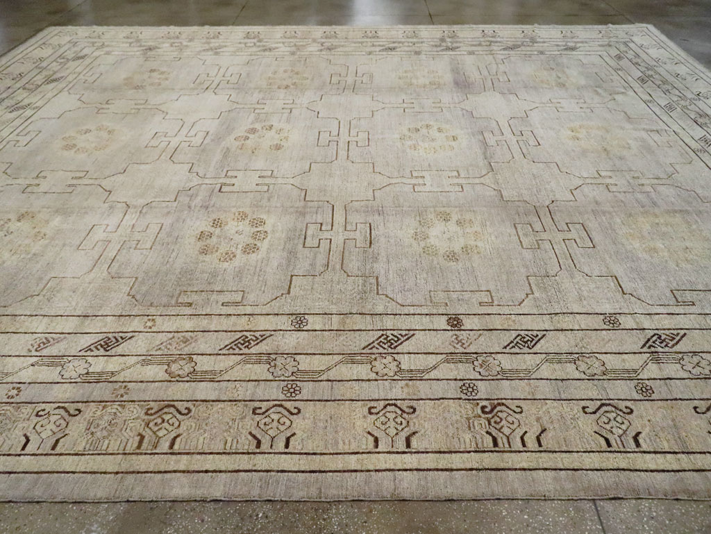 Vintage East Turkestan Khotan Carpet, No.24763 - Galerie Shabab