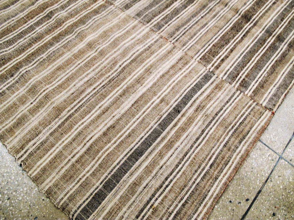 Vintage Turkish Anatolian Flat-weave Kilim, No.24773 - Galerie Shabab