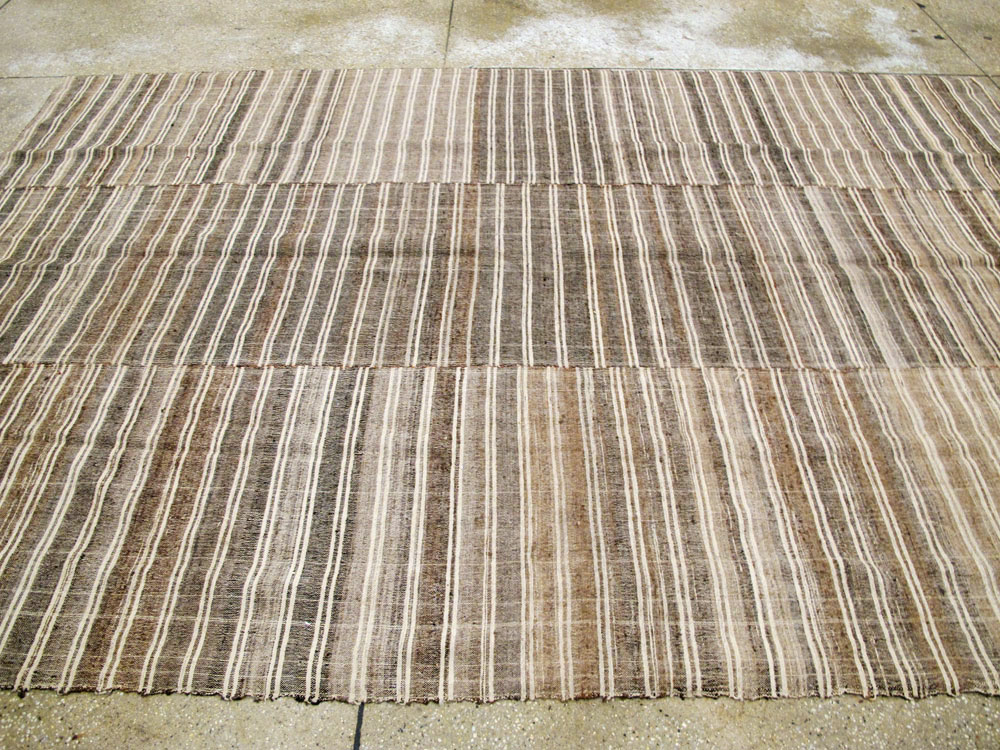 Vintage Turkish Anatolian Flat-weave Kilim, No.24773 - Galerie Shabab