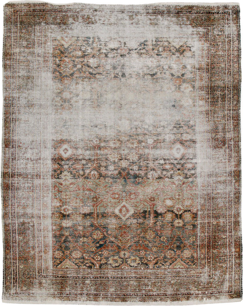 Antique Persian Malayer Distressed Carpet, No.24791 - Galerie Shabab