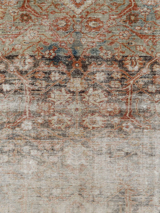 Antique Persian Malayer Distressed Carpet, No.24791 - Galerie Shabab