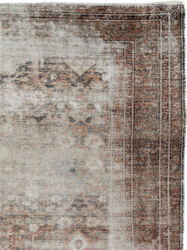 Antique Persian Malayer Distressed Carpet, No.24791 - Galerie Shabab