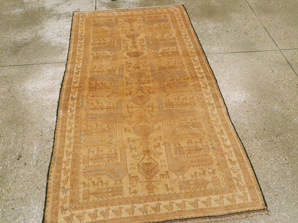 Vintage Persian Baluch Rug, No.24799 - Galerie Shabab