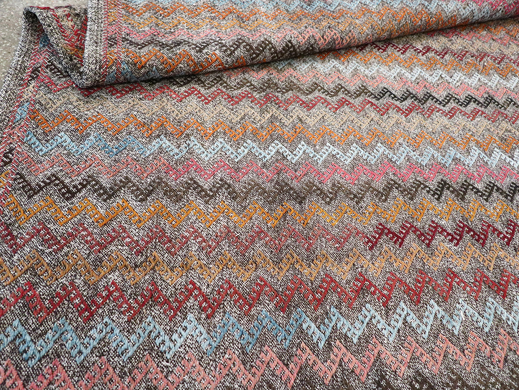 Vintage Turkish Flatweave Kilim, No.24800 - Galerie Shabab