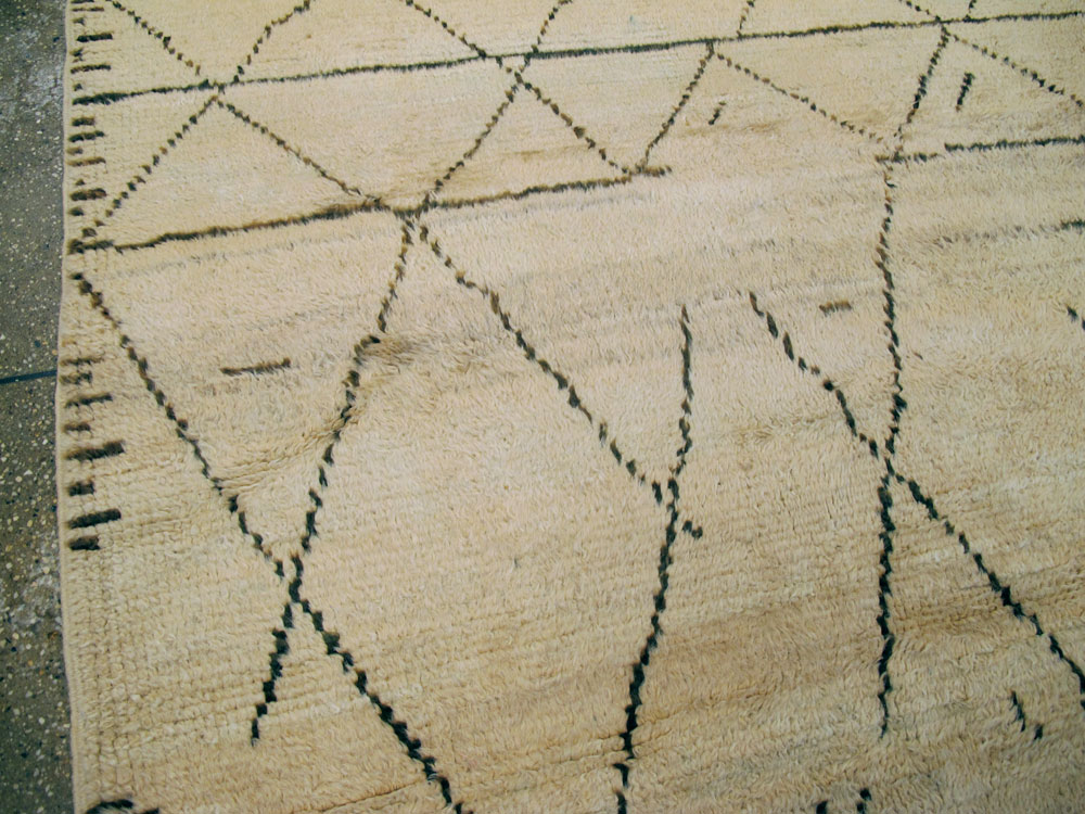 Vintage Moroccan Carpet, No.24803 - Galerie Shabab