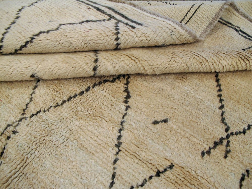 Vintage Moroccan Carpet, No.24803 - Galerie Shabab