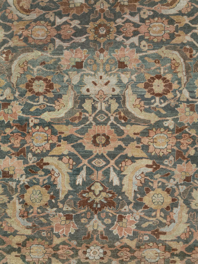 Antique Persian Mahal Oversize Carpet, No.24807 - Galerie Shabab