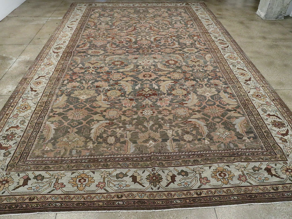 Antique Persian Mahal Oversize Carpet, No.24807 - Galerie Shabab