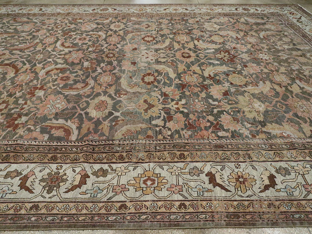 Antique Persian Mahal Oversize Carpet, No.24807 - Galerie Shabab
