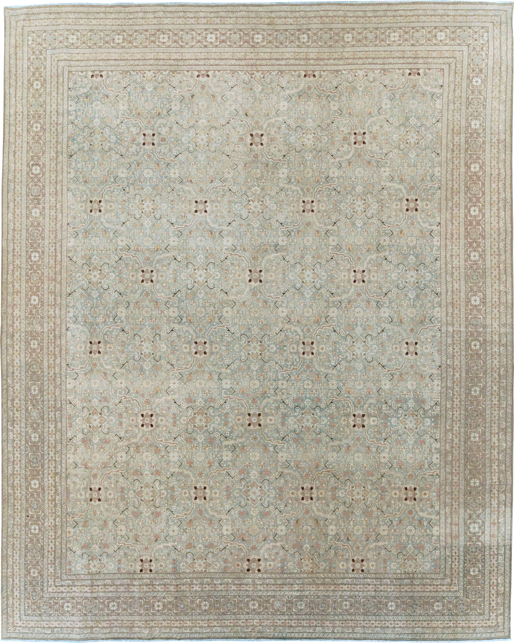 Antique Persian Tabriz Carpet, No.24810 - Galerie Shabab