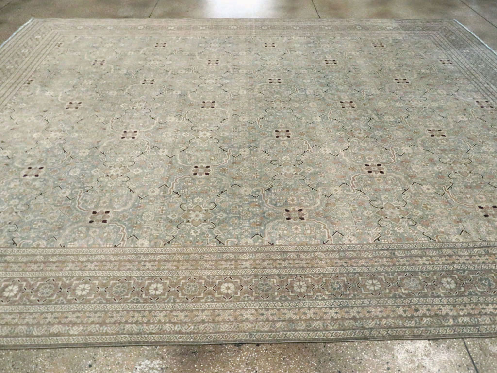 Antique Persian Tabriz Carpet, No.24810 - Galerie Shabab