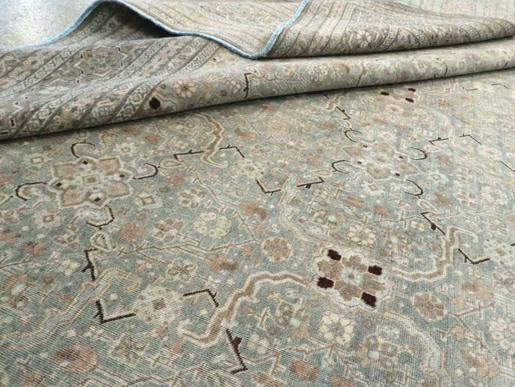 Antique Persian Tabriz Carpet, No.24810 - Galerie Shabab