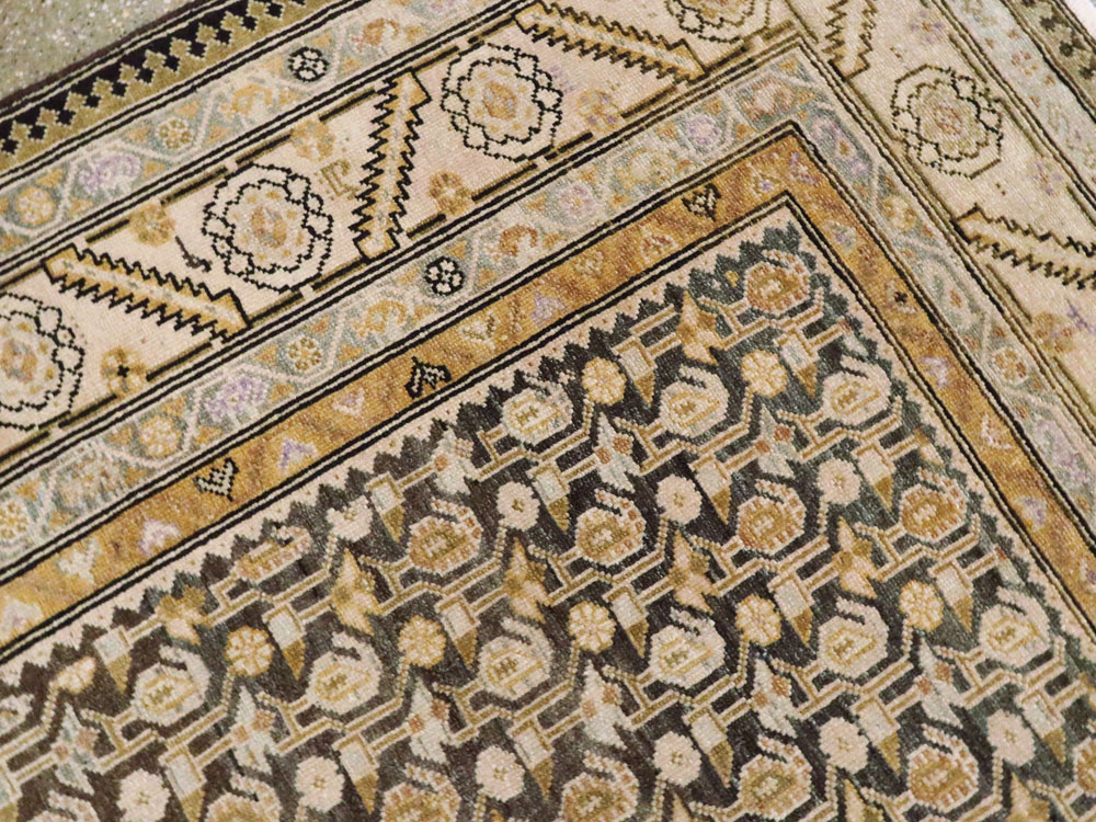 Vintage Persian Malayer Gallery Carpet, No.24811 - Galerie Shabab