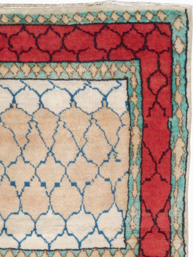 Vintage Persian Tabriz Rug, No.24815 - Galerie Shabab