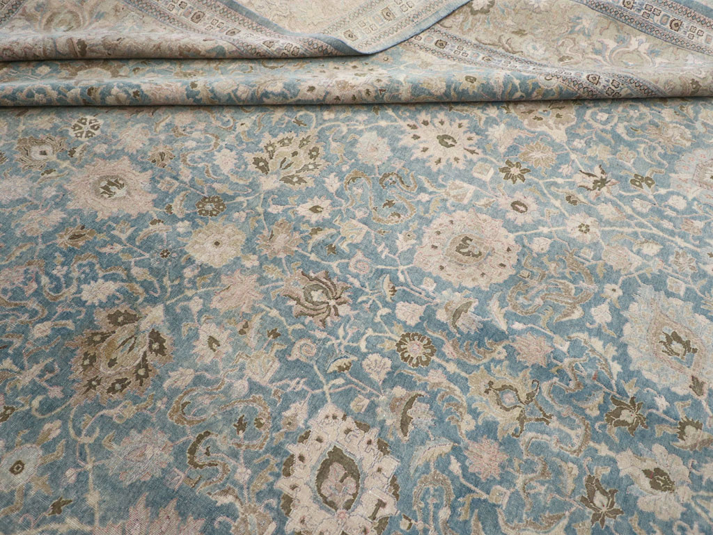 Antique Persian Tabriz Oversize Carpet, No.24817 - Galerie Shabab