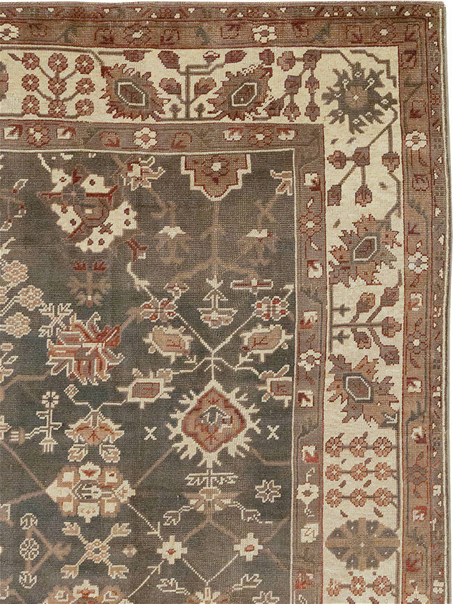 Antique Turkish Oushak Carpet, No.24821 - Galerie Shabab