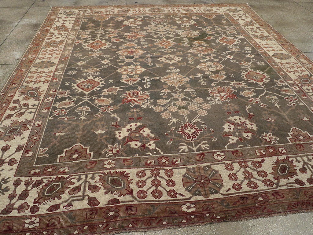 Antique Turkish Oushak Carpet, No.24821 - Galerie Shabab