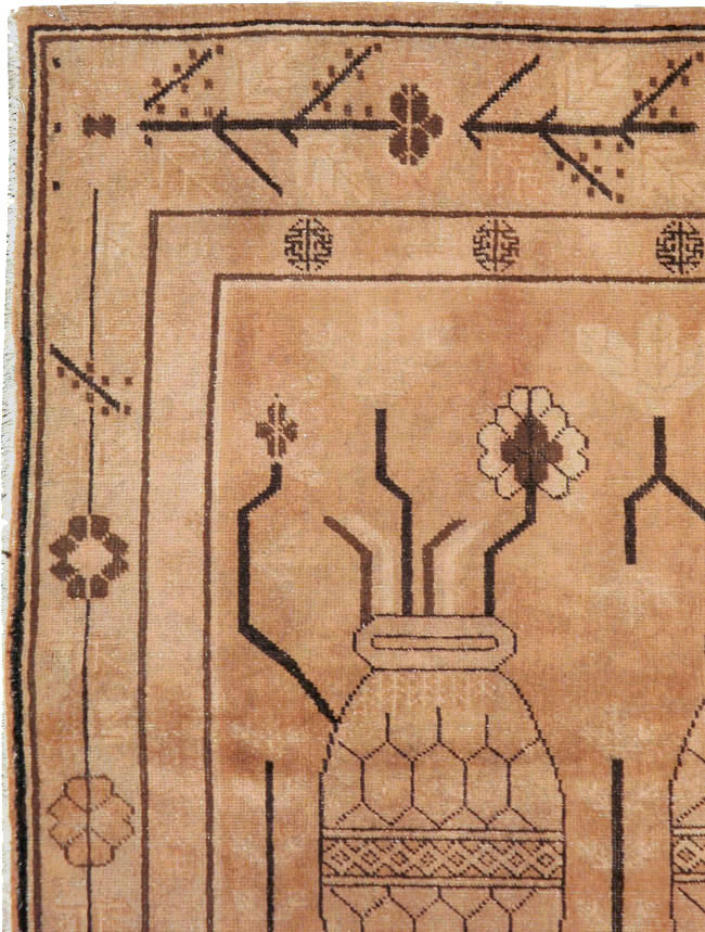 Vintage East Turkestan Khotan Carpet, No.24828 - Galerie Shabab