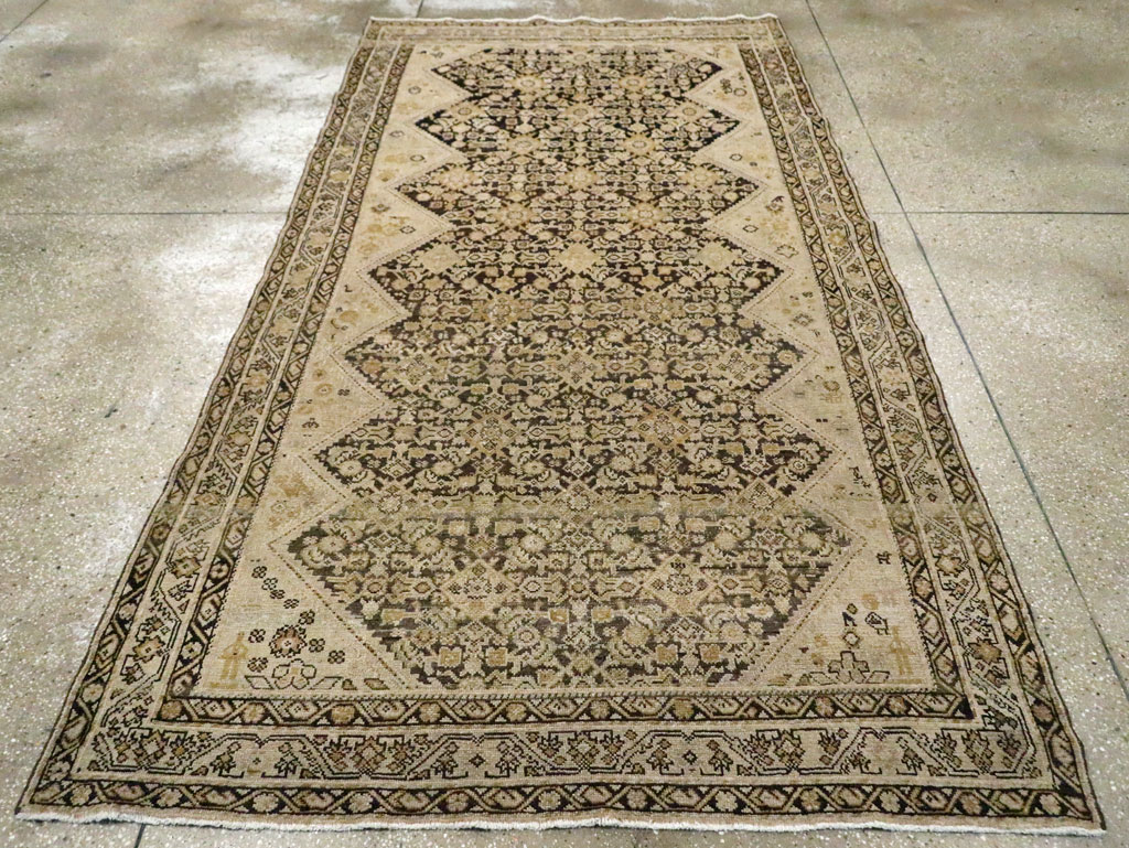 Antique Persian Malayer Gallery Rug, No.24832 - Galerie Shabab