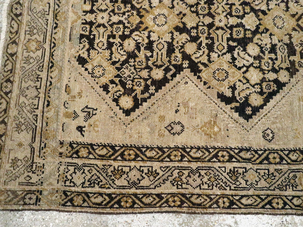 Antique Persian Malayer Gallery Rug, No.24832 - Galerie Shabab