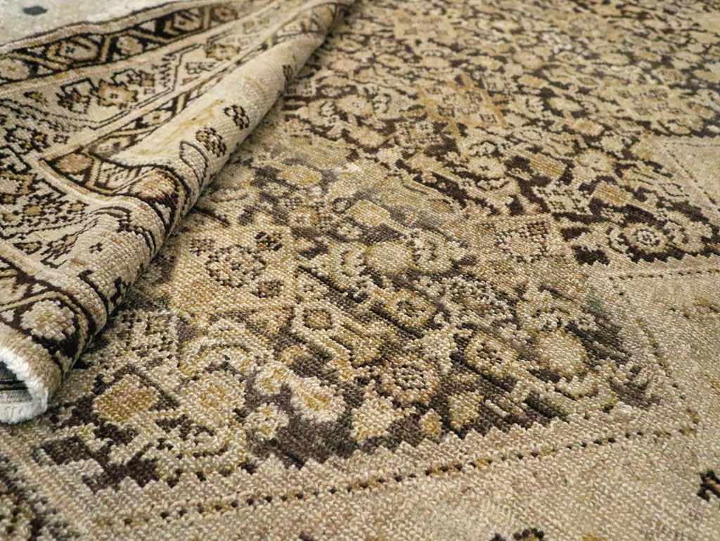 Antique Persian Malayer Gallery Rug, No.24832 - Galerie Shabab
