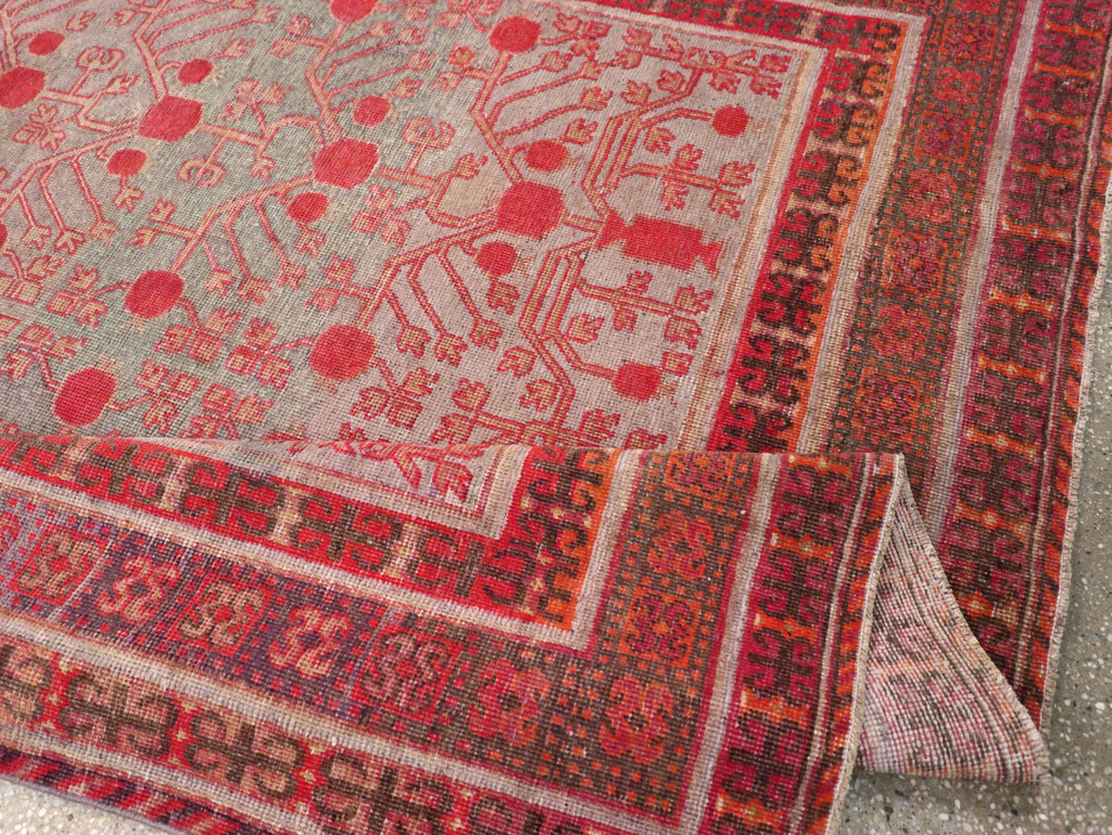 Antique East Turkestan Khotan Gallery Carpet, No.24842 - Galerie Shabab