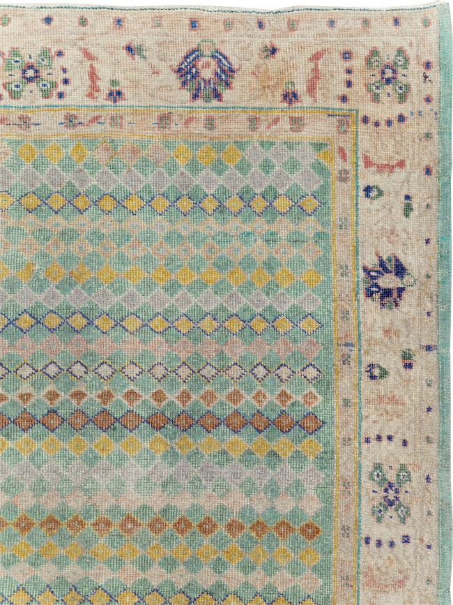 Vintage Turkish Anatolian Gallery Carpet, No.24867 - Galerie Shabab