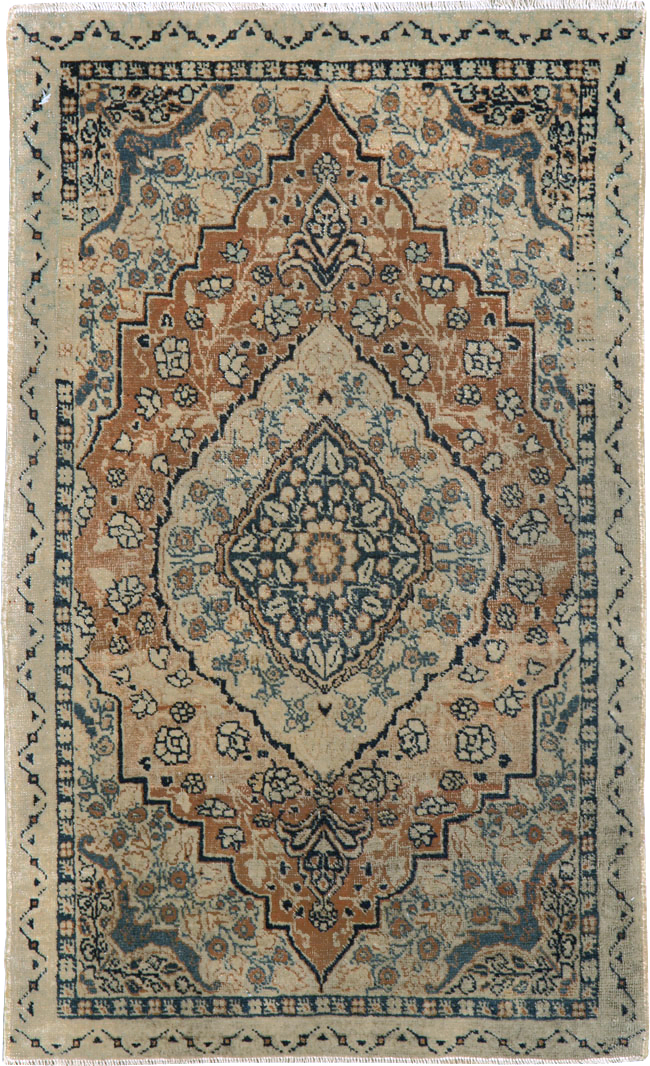 Antique Persian Tabriz Hagi Jalili Throw Rug, No.24874 - Galerie Shabab