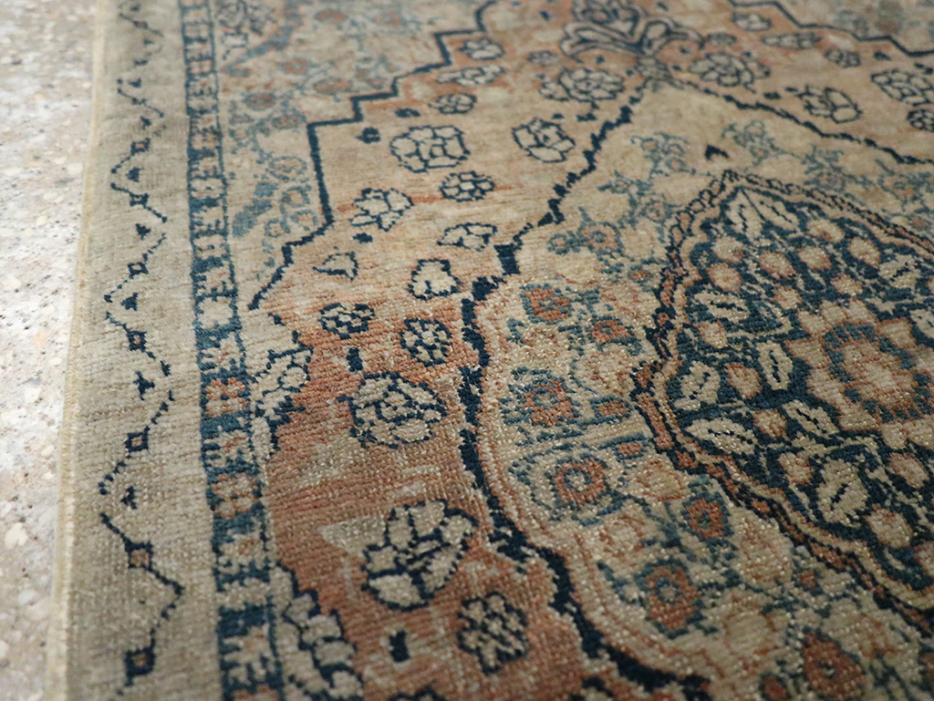 Antique Persian Tabriz Hagi Jalili Throw Rug, No.24874 - Galerie Shabab