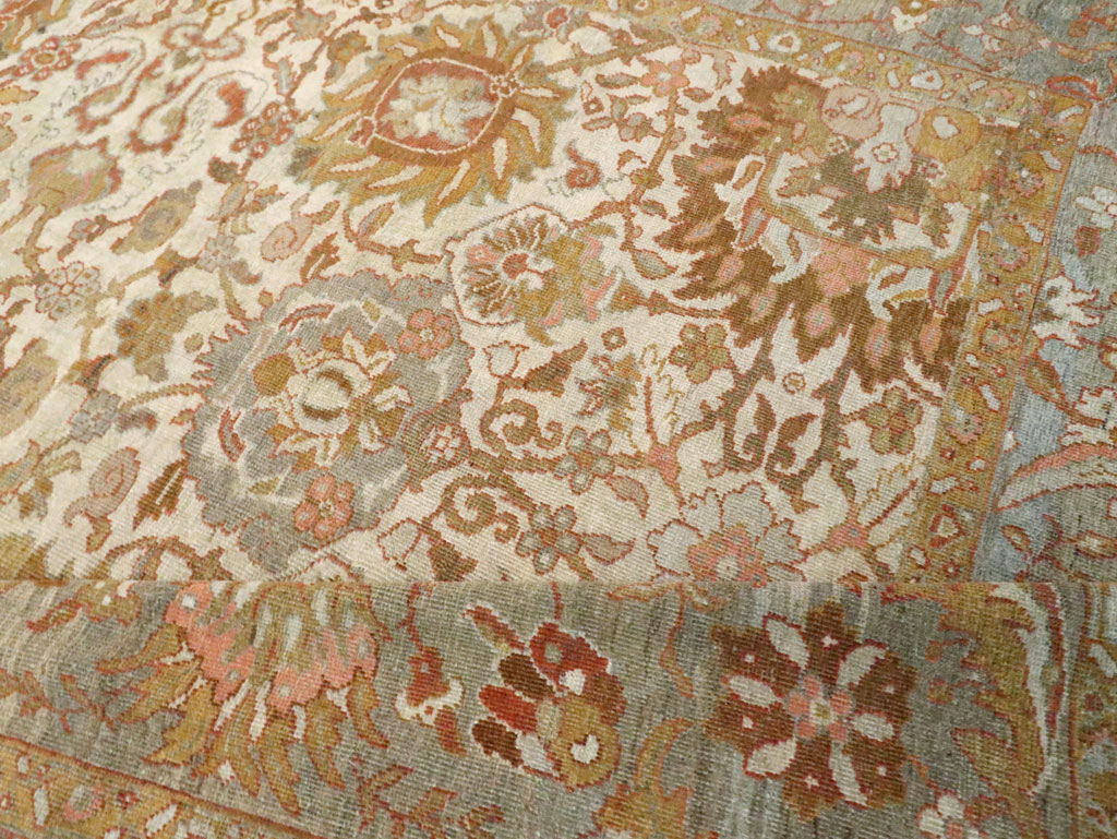 Antique Persian Sultanabad Carpet, No.24879 - Galerie Shabab