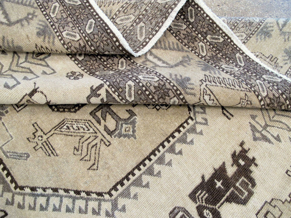 Vintage Persian Veece Carpet, No.24880 - Galerie Shabab