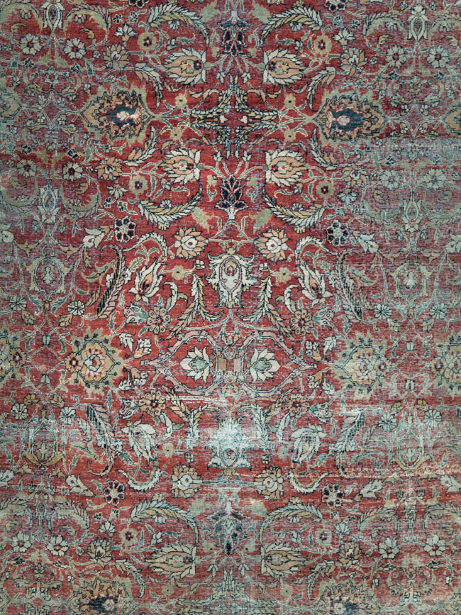 Antique Persian Tabriz Distressed Carpet, No.24891 - Galerie Shabab