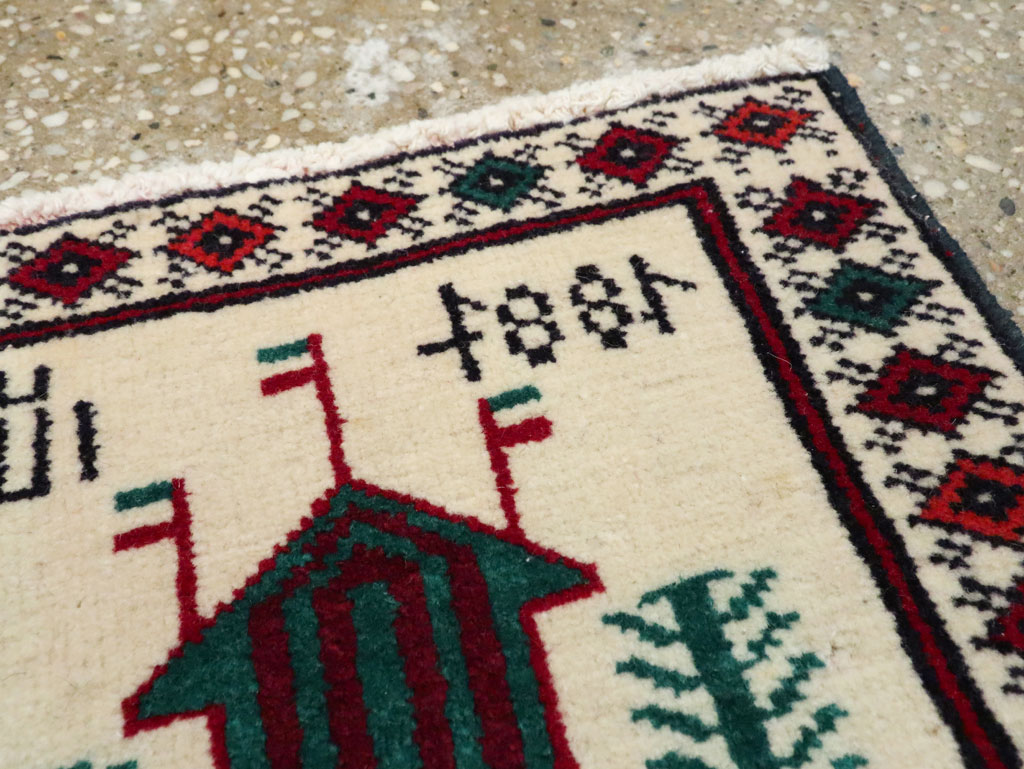 Vintage Persian Baluch Pictorial Rug, No.24903 - Galerie Shabab