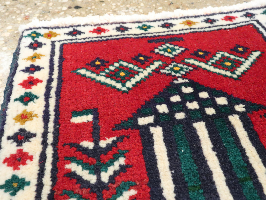 Vintage Persian Pictorial Baluch Rug (Pair: 1 of 2), No.24905 - Galerie Shabab