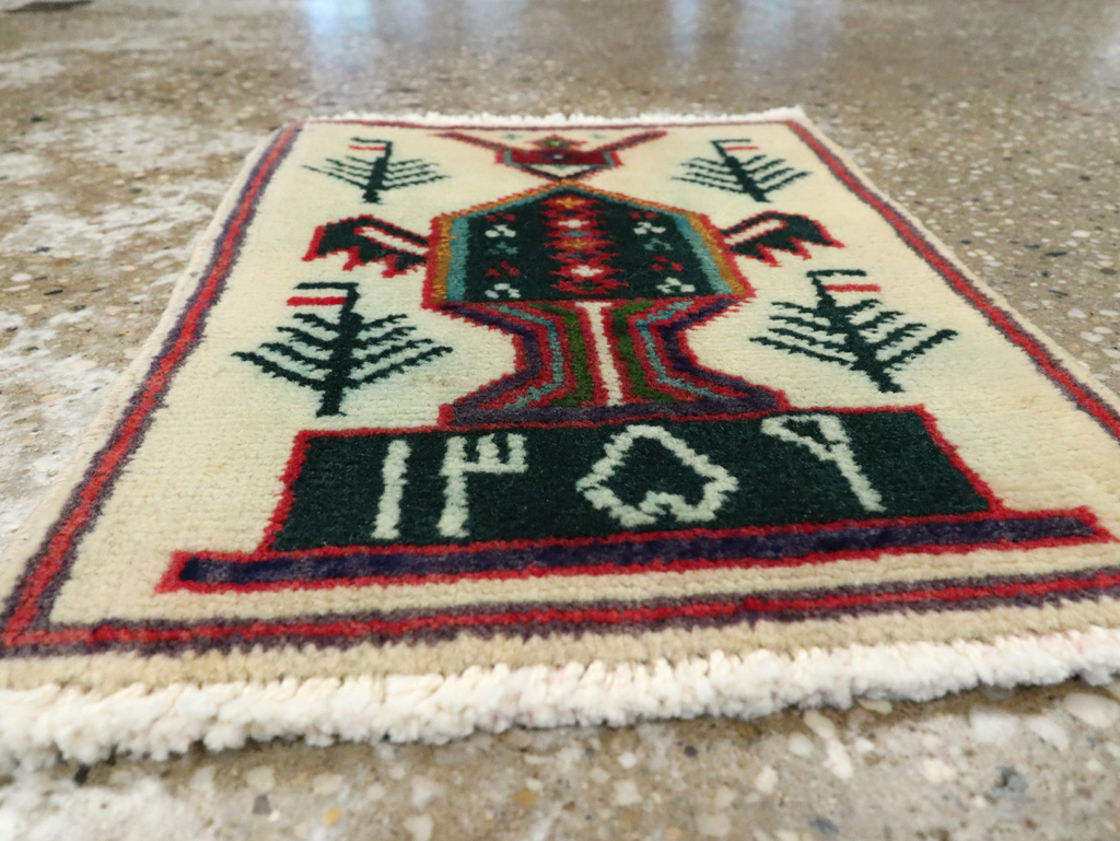 Vintage Persian Baluch Pictorial Rug, No.24926 - Galerie Shabab